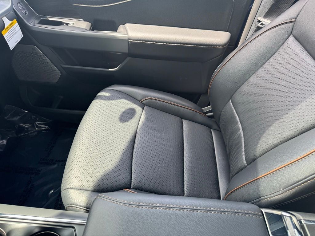 2026 Ford F-150 Lariat w/Twin Panel Roof