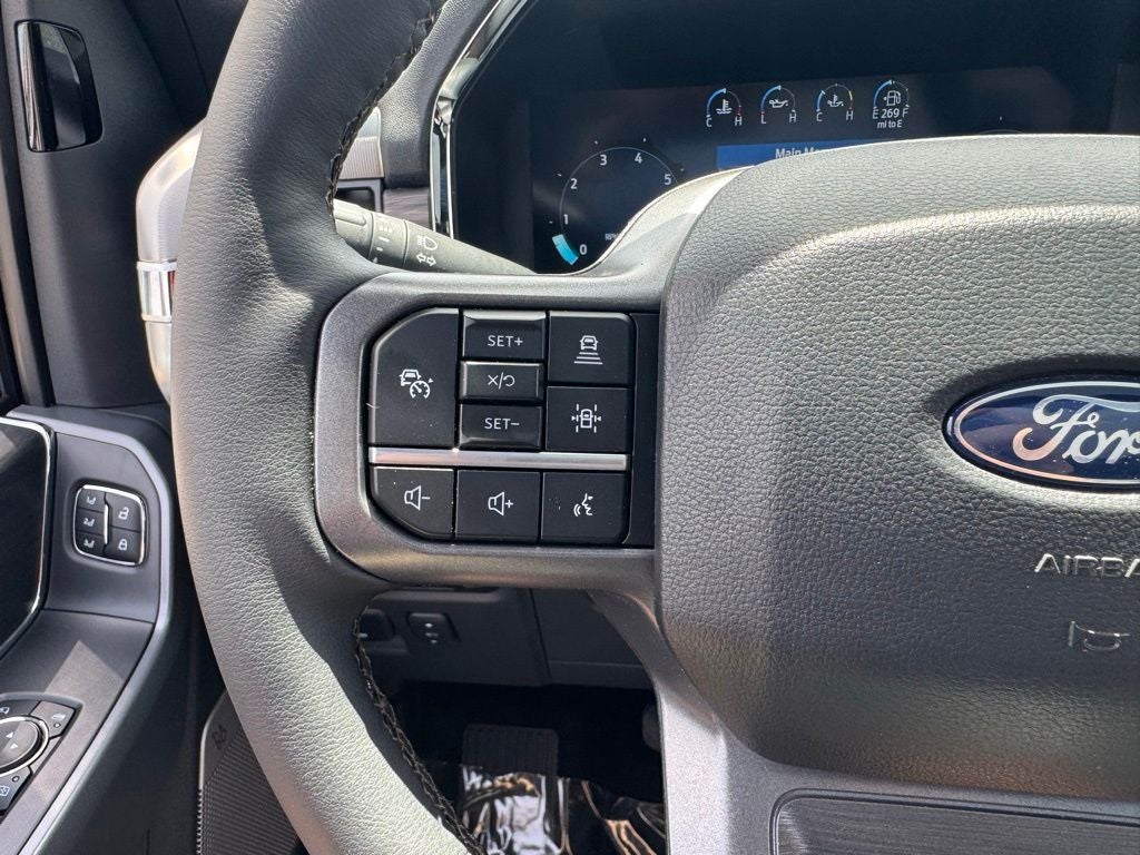 2026 Ford F-150 Lariat w/Twin Panel Roof
