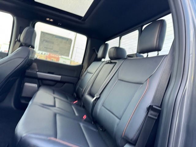 2026 Ford F-150 Lariat w/B&O Unleashed + Twin Panel Roof