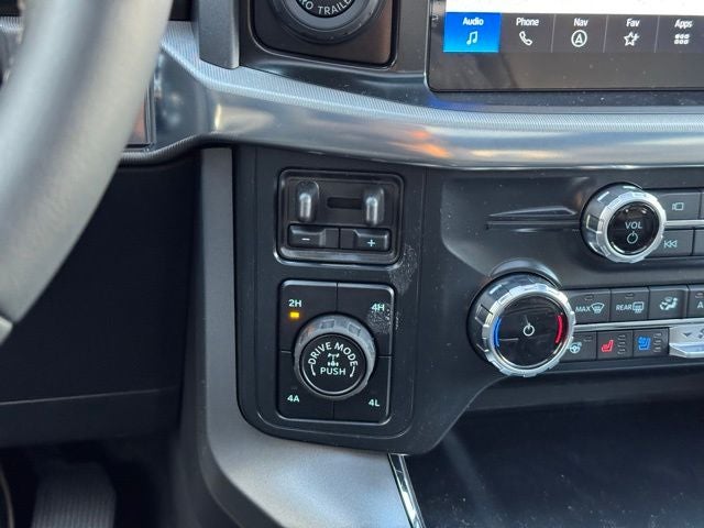 2026 Ford F-150 Lariat w/B&O Unleashed + Twin Panel Roof