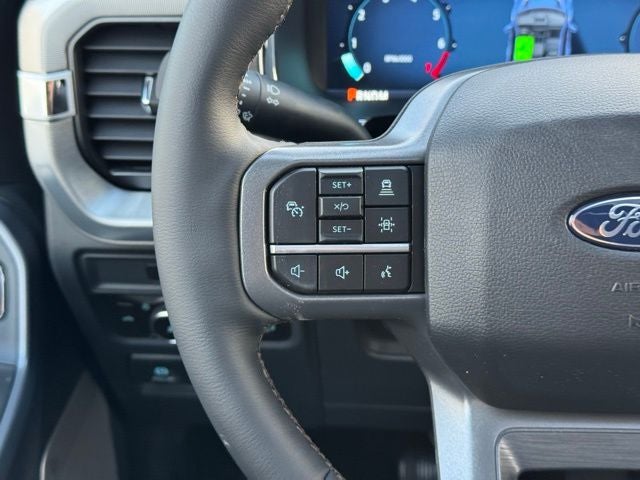 2026 Ford F-150 Lariat w/B&O Unleashed + Twin Panel Roof