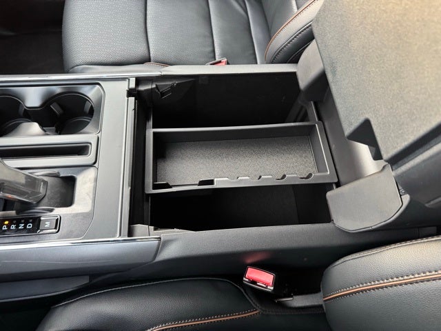 2026 Ford F-150 Lariat w/Twin Panel Roof + Tow Haul Pkg