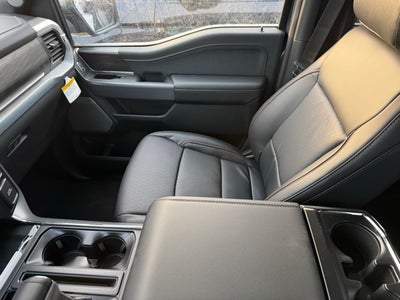 2026 Ford F-150 Lariat w/Twin Panel Roof + Tow Haul Pkg