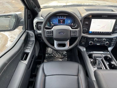 2026 Ford F-150 Lariat w/Twin Panel Roof + Tow Haul Pkg