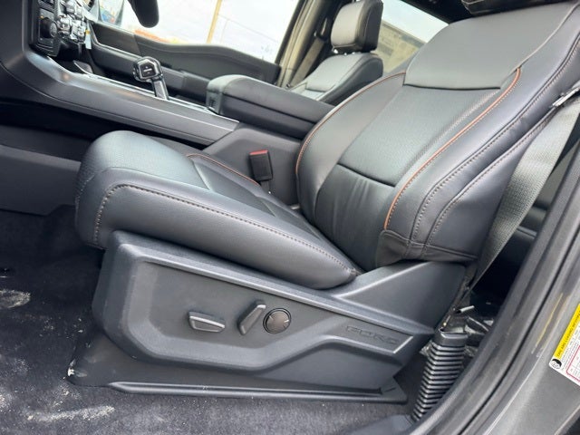 2026 Ford F-150 Lariat w/Twin Panel Roof + Tow Haul Pkg