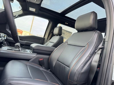 2026 Ford F-150 Lariat w/Twin Panel Roof + Tow Haul Pkg