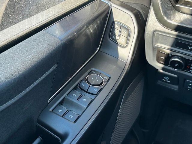 2026 Ford F-150 Lariat w/FX4 Pkg