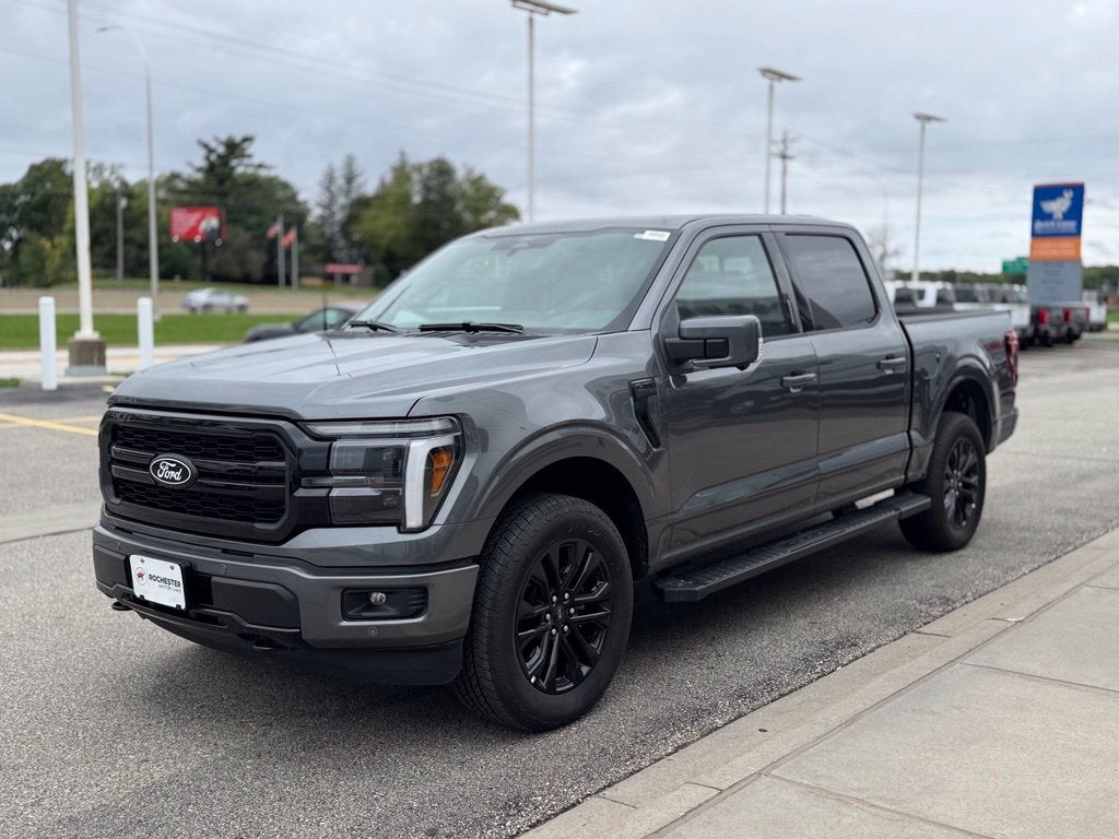 2026 Ford F-150 Lariat w/Twin Panel Moonroof + Pro Access Tailgate