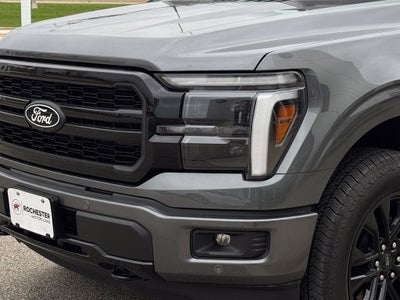 2026 Ford F-150 Lariat w/Twin Panel Moonroof + Pro Access Tailgate