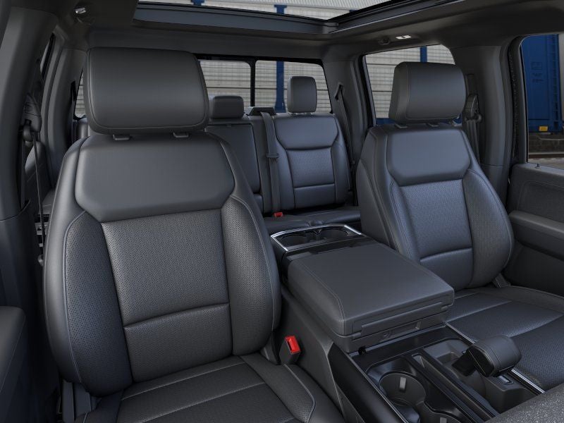 2026 Ford F-150 Lariat w/Twin Panel Roof + FX4 Pkg