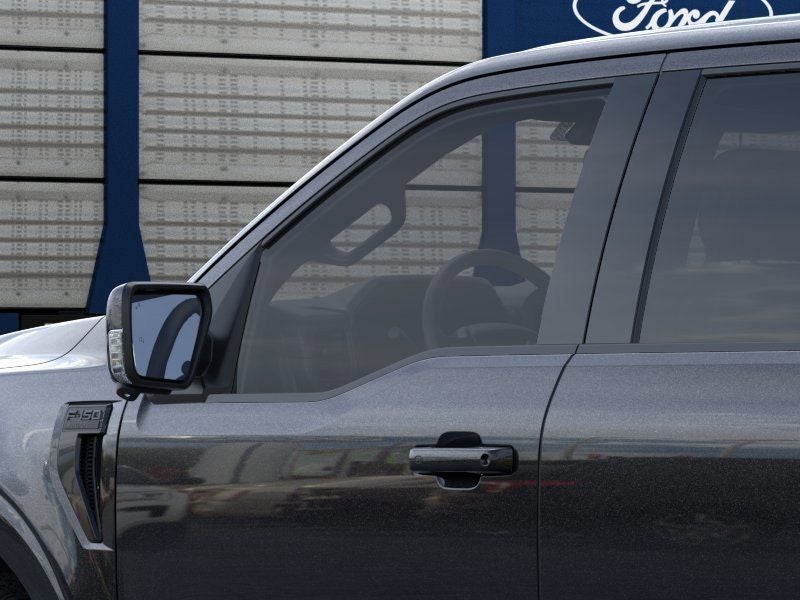 2026 Ford F-150 Lariat w/Twin Panel Roof + FX4 Pkg