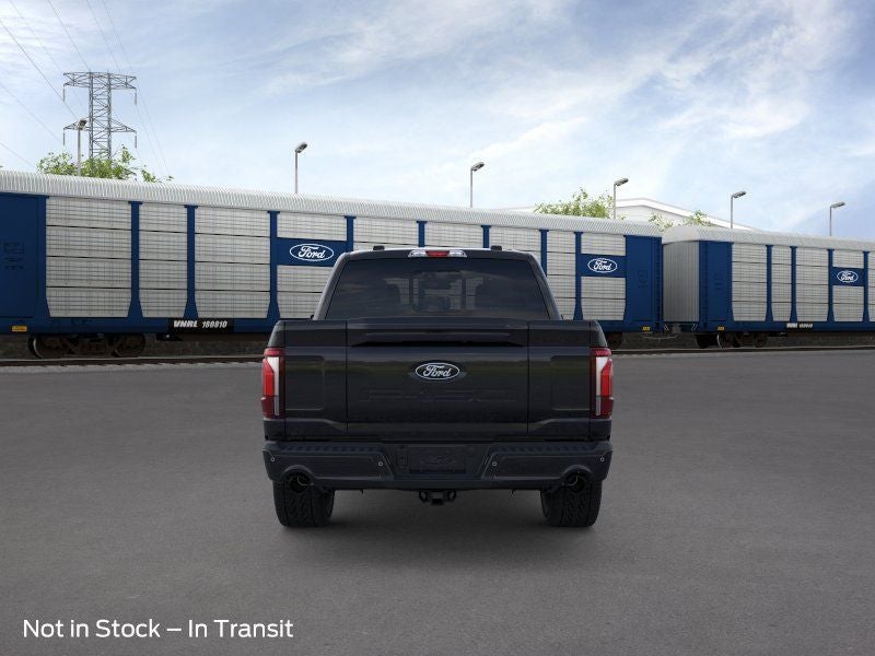 2026 Ford F-150 Lariat w/Twin Panel Roof + FX4 Pkg