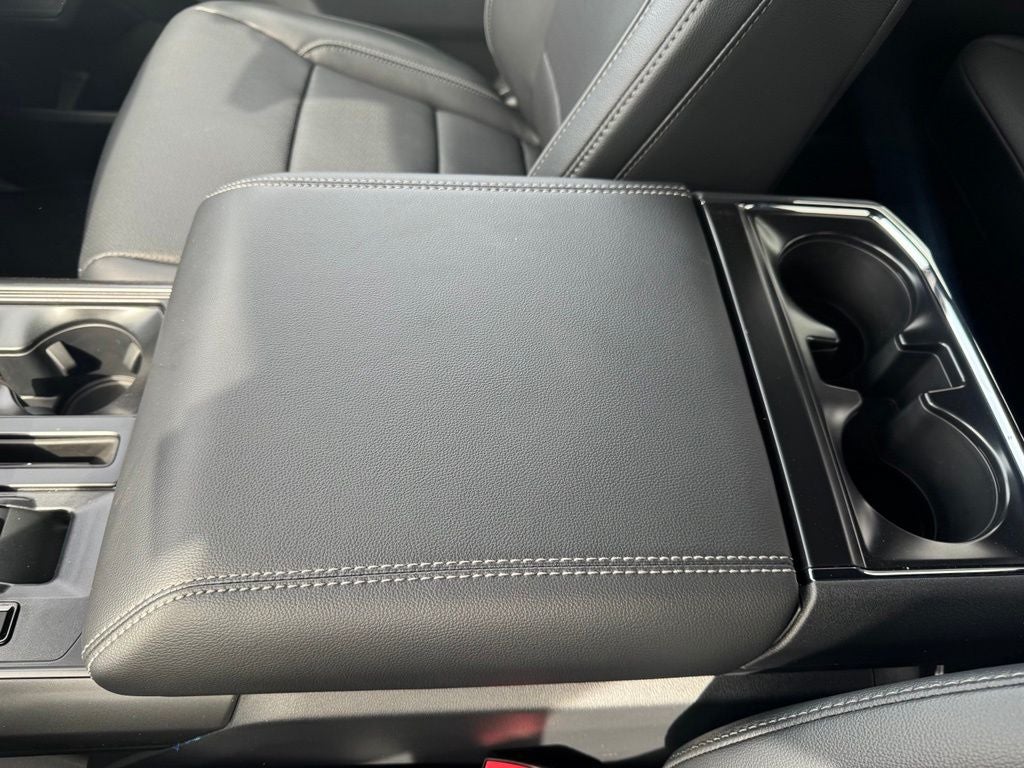 2026 Ford F-150 Lariat w/FX4 Pkg