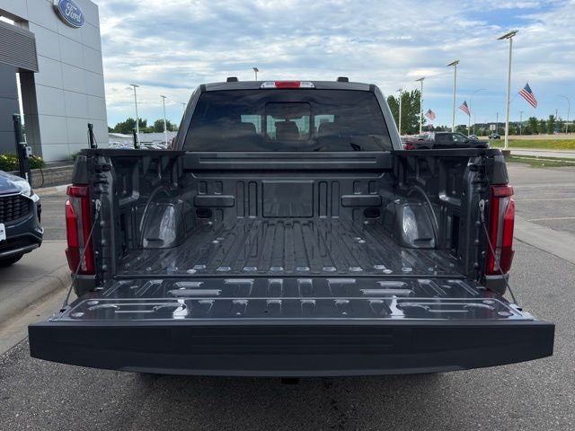 2026 Ford F-150 Lariat w/Black App Pkg