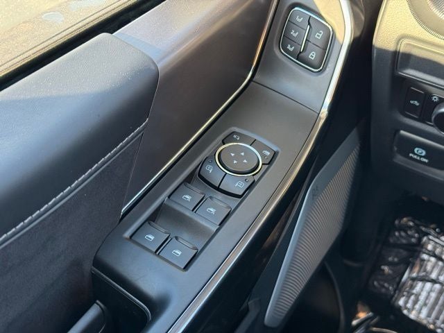 2026 Ford F-150 Platinum w/Twin Panel Roof