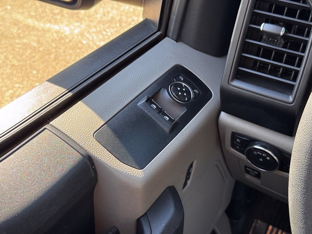 2018 Ford F-150 XL w/8'Bed