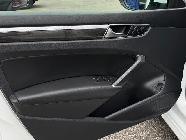 2018 Volkswagen Passat 2.0T SE