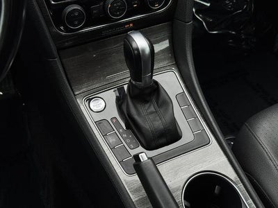 2018 Volkswagen Passat 2.0T SE