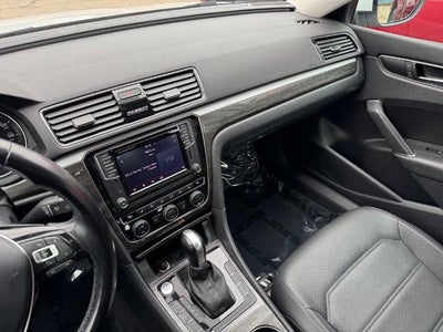 2018 Volkswagen Passat 2.0T SE