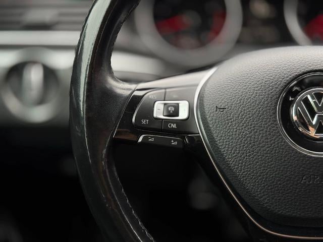 2018 Volkswagen Passat 2.0T SE