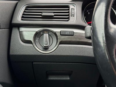 2018 Volkswagen Passat 2.0T SE