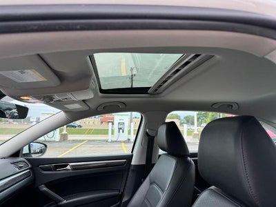 2018 Volkswagen Passat 2.0T SE