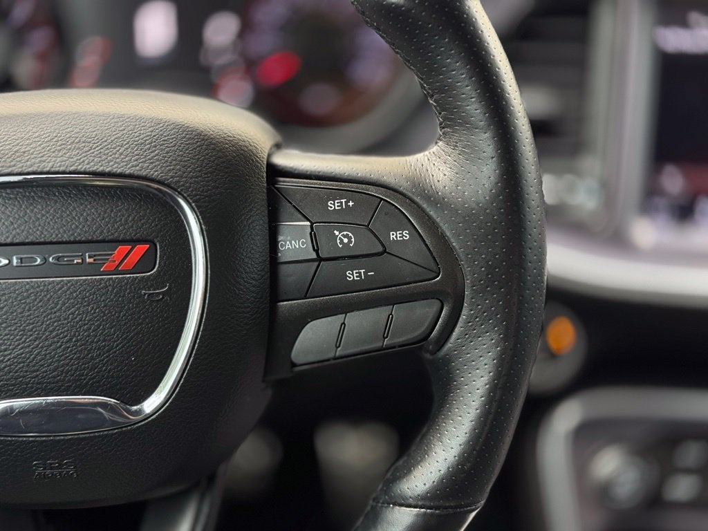 2017 Dodge Challenger SXT