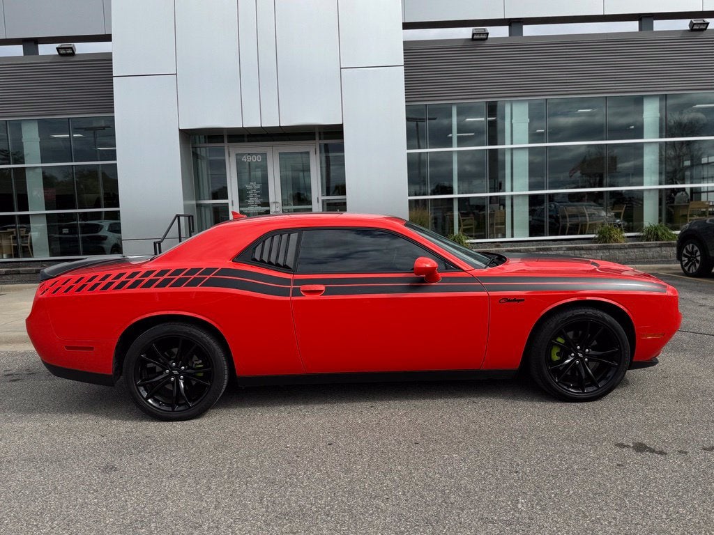 2017 Dodge Challenger SXT