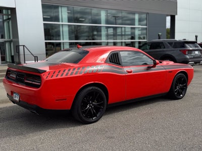 2017 Dodge Challenger SXT
