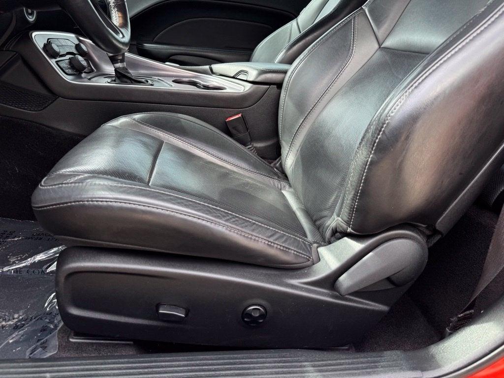 2017 Dodge Challenger SXT
