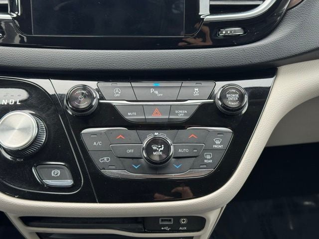 2018 Chrysler Pacifica Touring L Plus