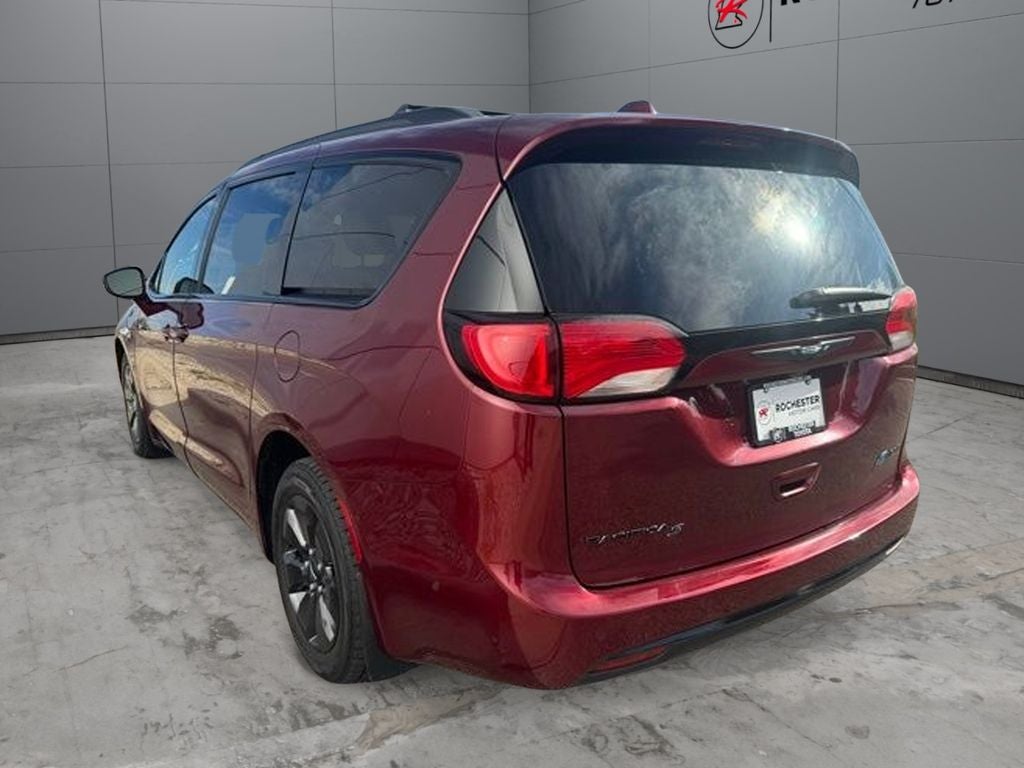 2020 Chrysler Pacifica Hybrid Limited