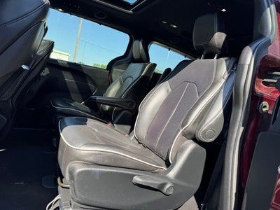 2020 Chrysler Pacifica Hybrid Limited
