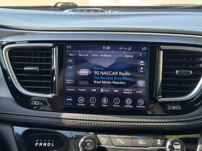 2020 Chrysler Pacifica Hybrid Limited