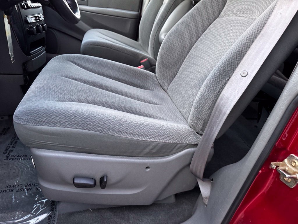 2005 Dodge Grand Caravan SXT