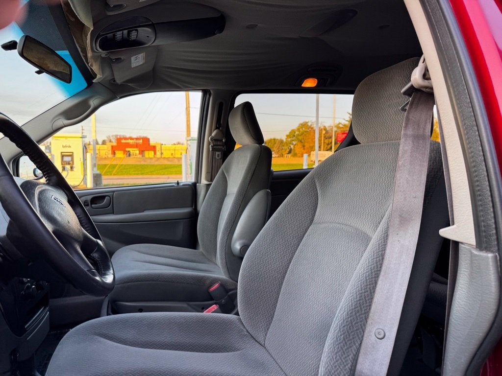 2005 Dodge Grand Caravan SXT