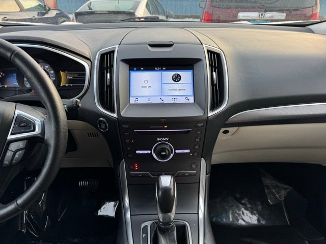 2016 Ford Edge Titanium w/ Remote Start + Intelligent Access