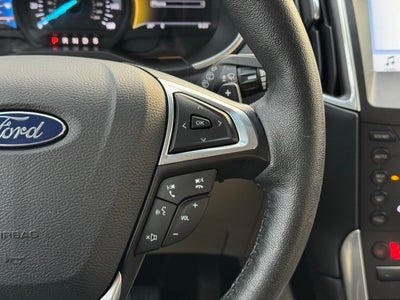 2016 Ford Edge Titanium w/ Remote Start + Intelligent Access