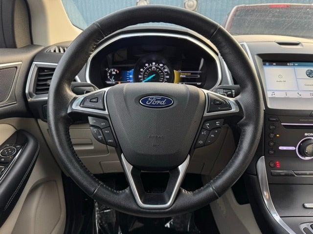 2016 Ford Edge Titanium w/ Remote Start + Intelligent Access
