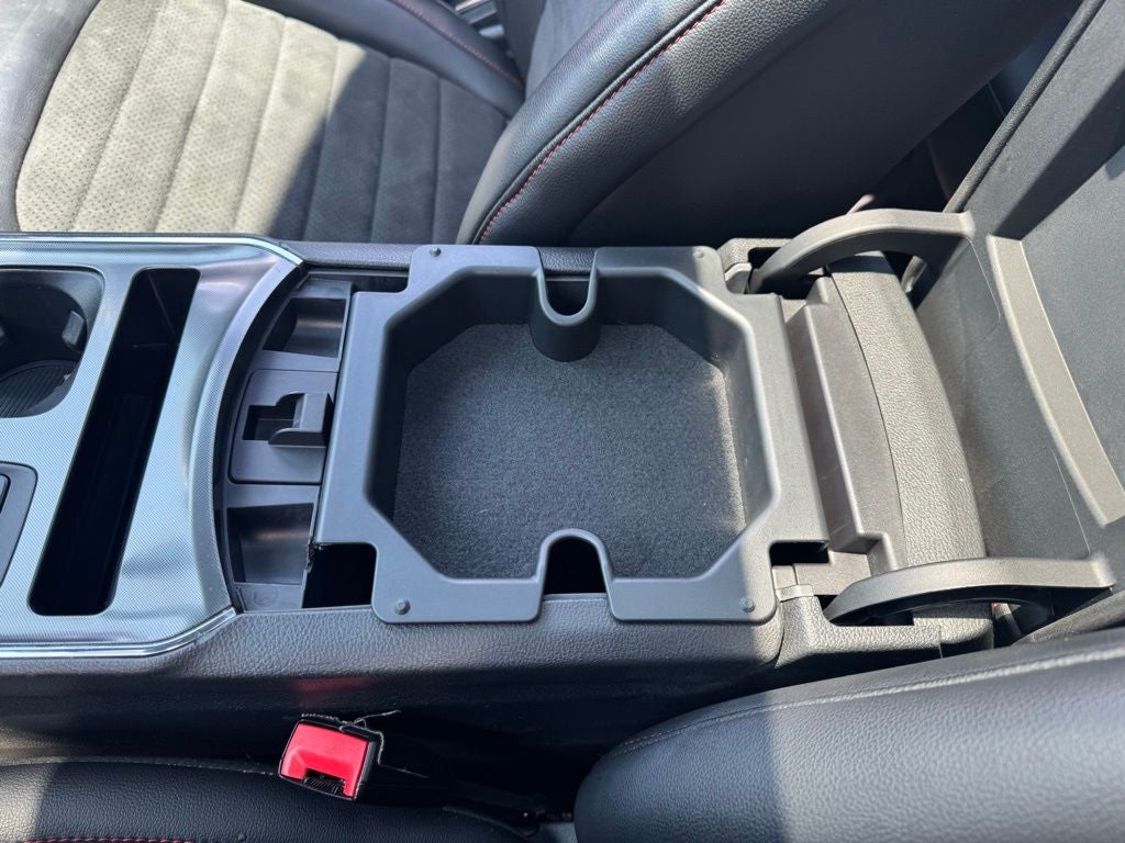 2022 Ford Edge ST Line