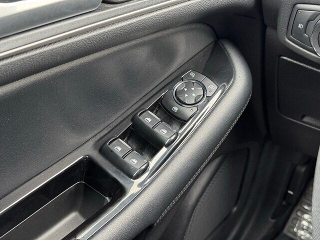 2019 Ford Edge SEL w/ Heated Steering Wheel + Power Liftgate