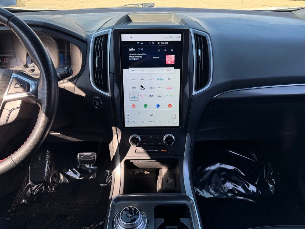 2022 Ford Edge ST Line