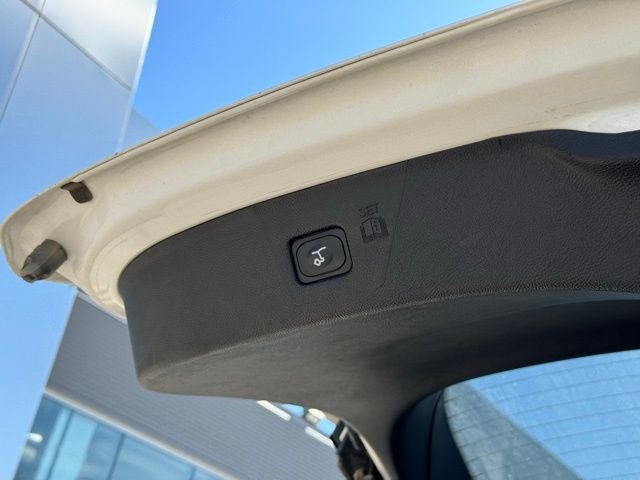 2023 Ford Edge SEL w/ Panoramic Moonroof + Heated Steering Wheel