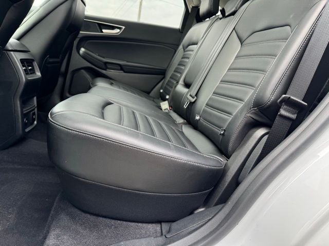2023 Ford Edge SEL w/ Panoramic Moonroof + Heated Steering Wheel