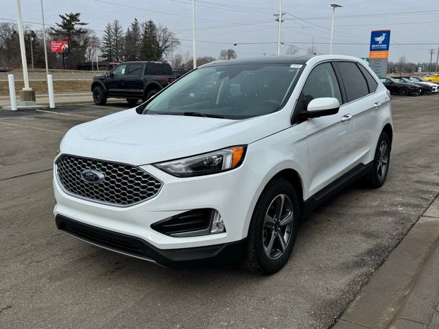 2023 Ford Edge SEL w/ Panoramic Moonroof + Heated Steering Wheel