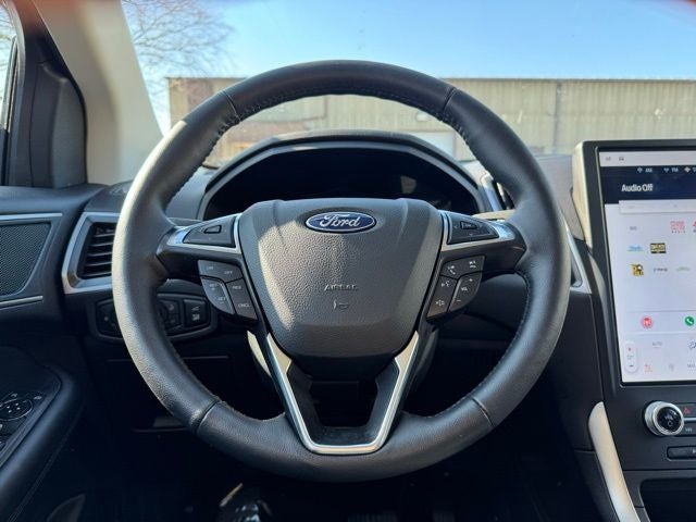 2024 Ford Edge SEL w/ Heated Steering Wheel + Trailer Tow Package