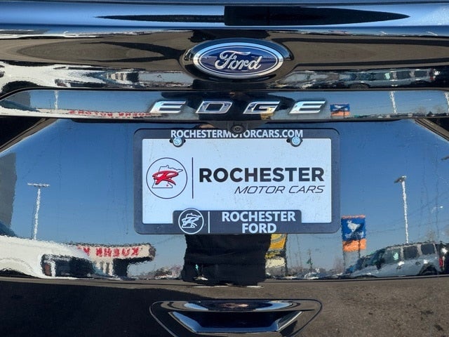 2024 Ford Edge SEL w/ Heated Steering Wheel + Trailer Tow Package