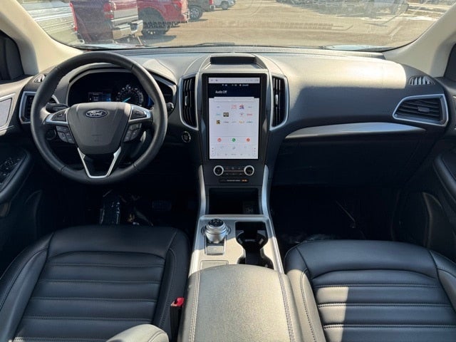 2024 Ford Edge SEL w/ Heated Steering Wheel + Trailer Tow Package