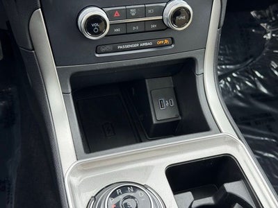 2023 Ford Edge SEL w/ Twin Panel Moonroof + Trailer Tow Package