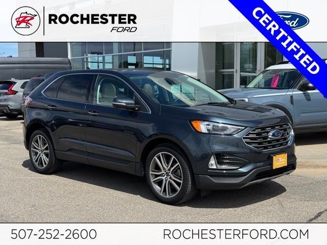 2022 Ford Edge Titanium